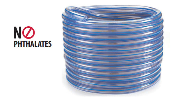 Rollo de manguera transparente de línea azul para leche, sin ftalatos — foto real