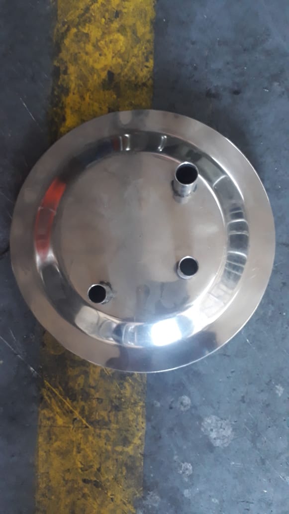 Tapa de cantina en acero inoxidable de tres huecos, con pin-pon de seguridad — foto real